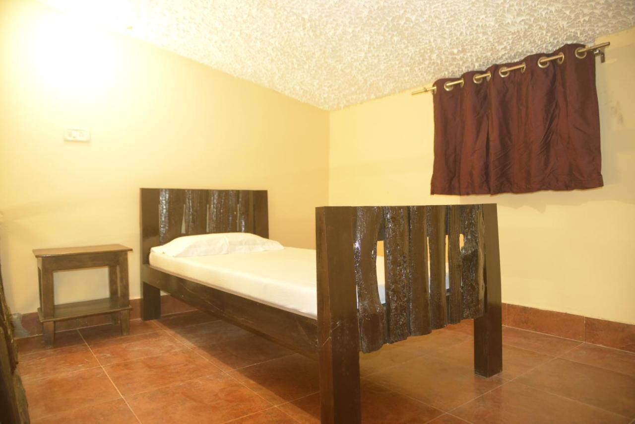 Aura Wildlife Camp And Resorts Marchula Exterior photo